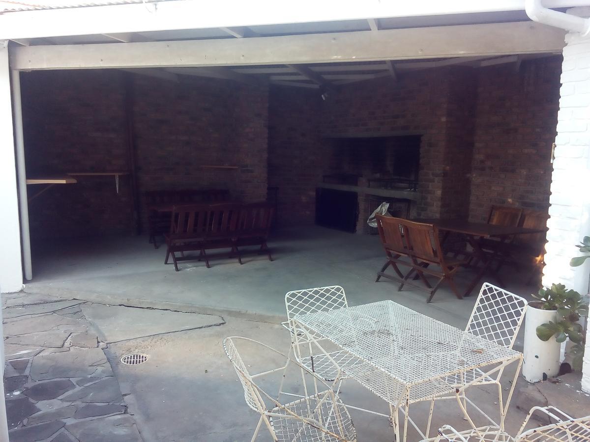 White House Lodge On Main Beaufort West Exterior foto