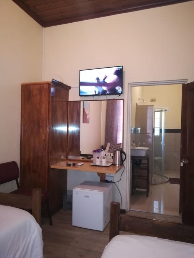 White House Lodge On Main Beaufort West Exterior foto