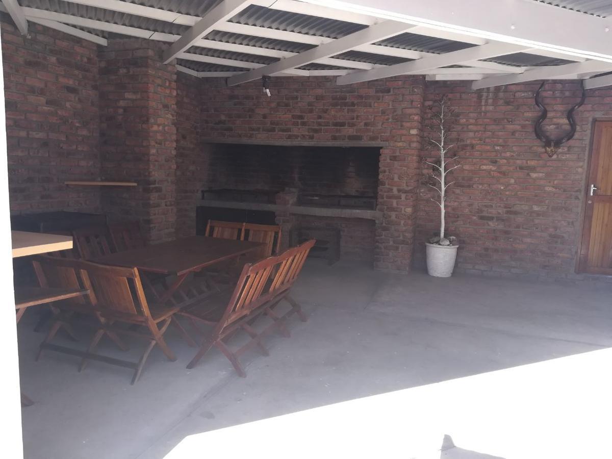 White House Lodge On Main Beaufort West Exterior foto